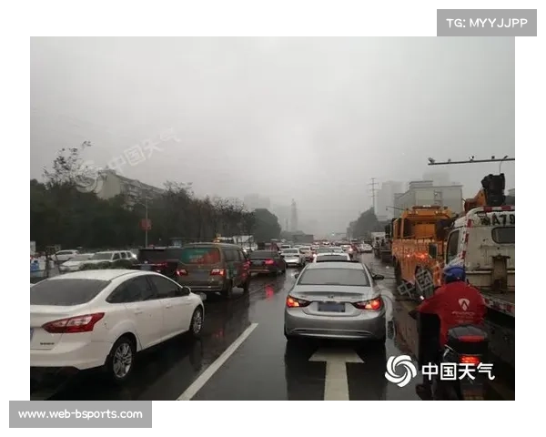 维斯塔潘英特拉格斯赛道疯狂超车，阴雨天气难挡神奇表现
